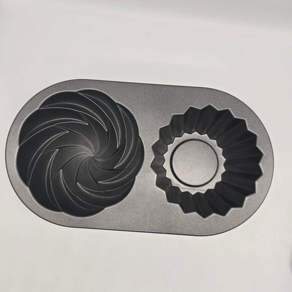 Nordic Ware Giant Non-Stick Cute Cupcake Cake Pan 6 Cups USA Cake Mold Birthday - Picture 5 of 5